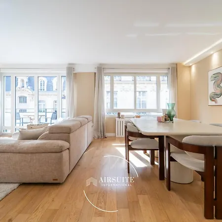 Appartamento Luxury Elegant 2br By Airsuite *